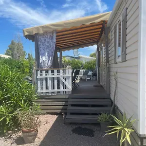 Magic Mobile Montourey, 3 Chambres, 2 Salles De Bain, Piscine Disponible Sur Place Village de vacances