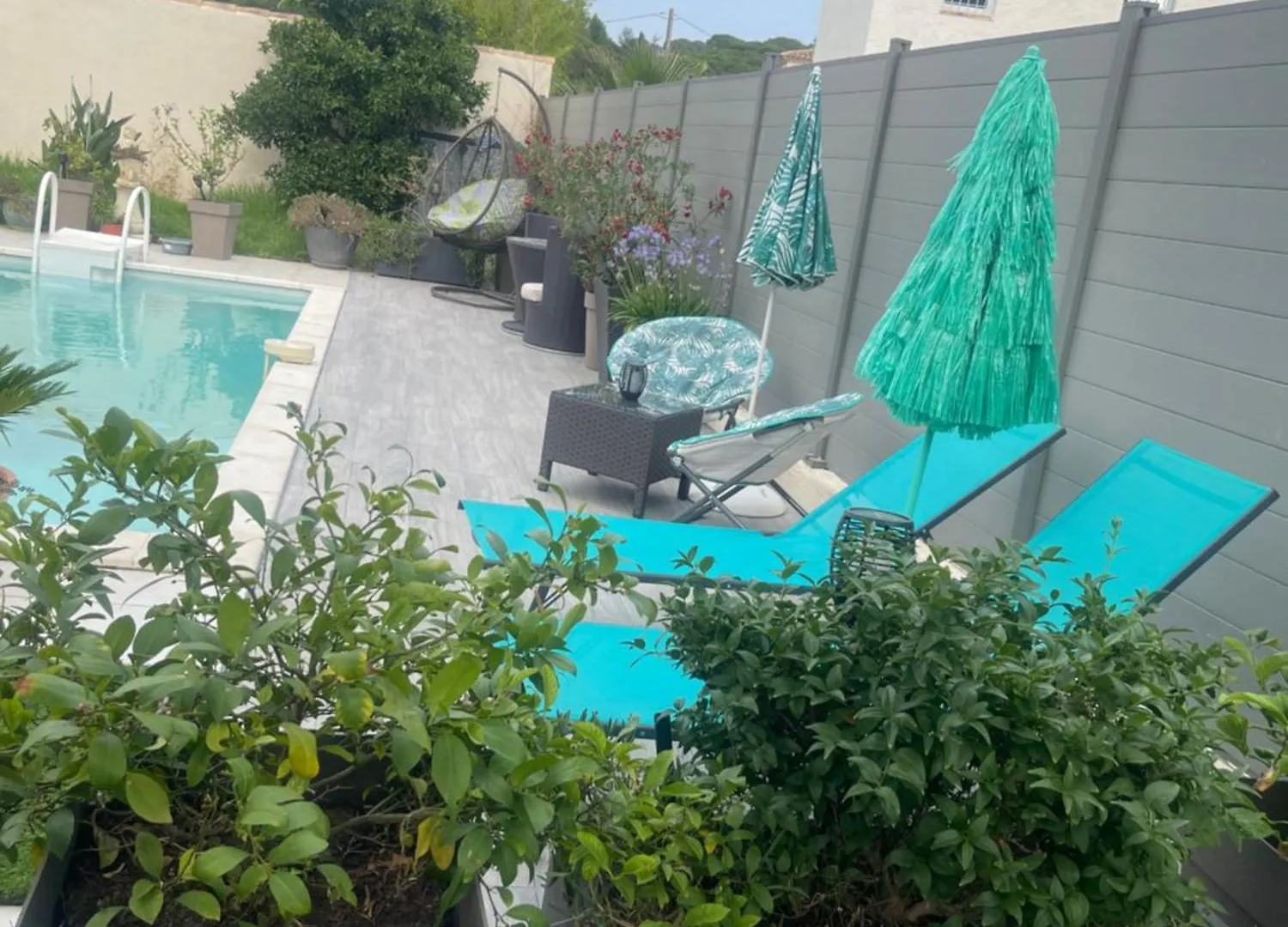 L'Hacienda, Haut De Villa , Une Chambre Avec Salle De Bain Et Toilettes Wc Privative Fréjus Frankrig